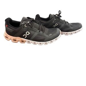 On Running Women's Shoes in Black and Tan